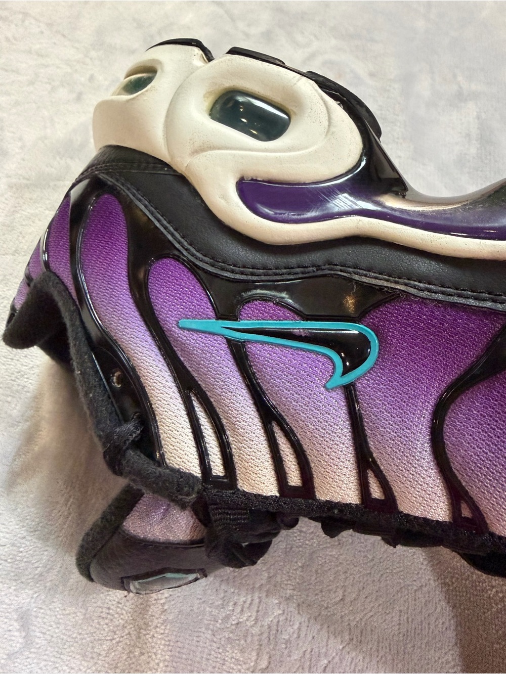 Nike Air Tuned Plus Gradient Purple/White Sneakers - Picture 11 of 11